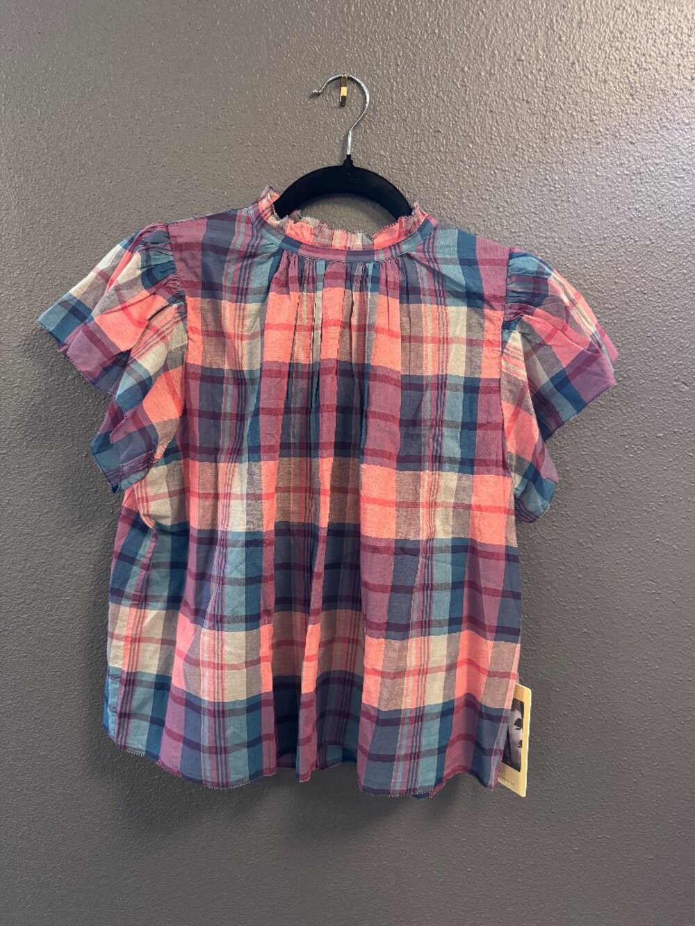 Birds of Paradis by Trovata Plaid Ruffle Short Sleeve Blouse Top - Picture 4 of 8